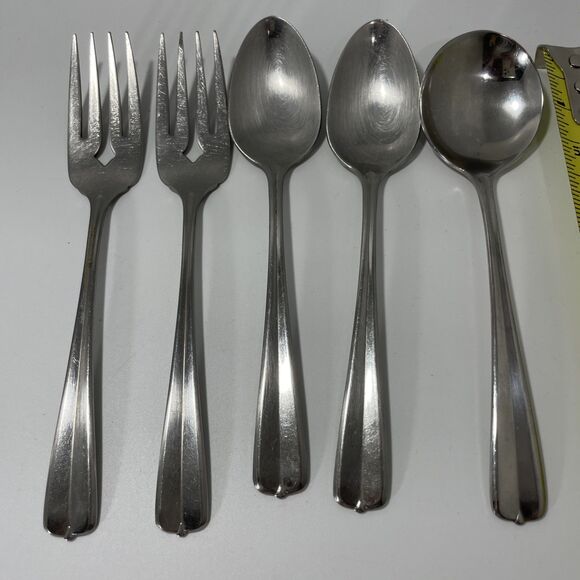 Oneida GALA IMPULSE Stainless 2 Teaspoon 1 Oval Soup Spoon 2 Salad Fork Lot Of 5 - Picture 2 of 5